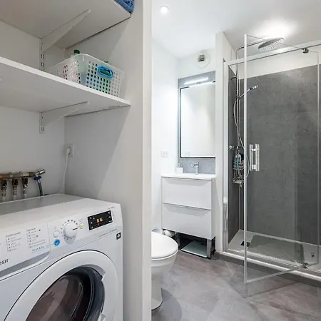 Central And Stylish 2 Bed Apt With Parking Apartamento *